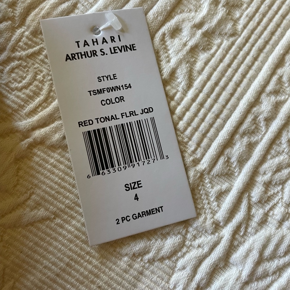 Tahari and Arthur Levine Red Brocade Dress and Jacket NWT! - Picture 8 of 10